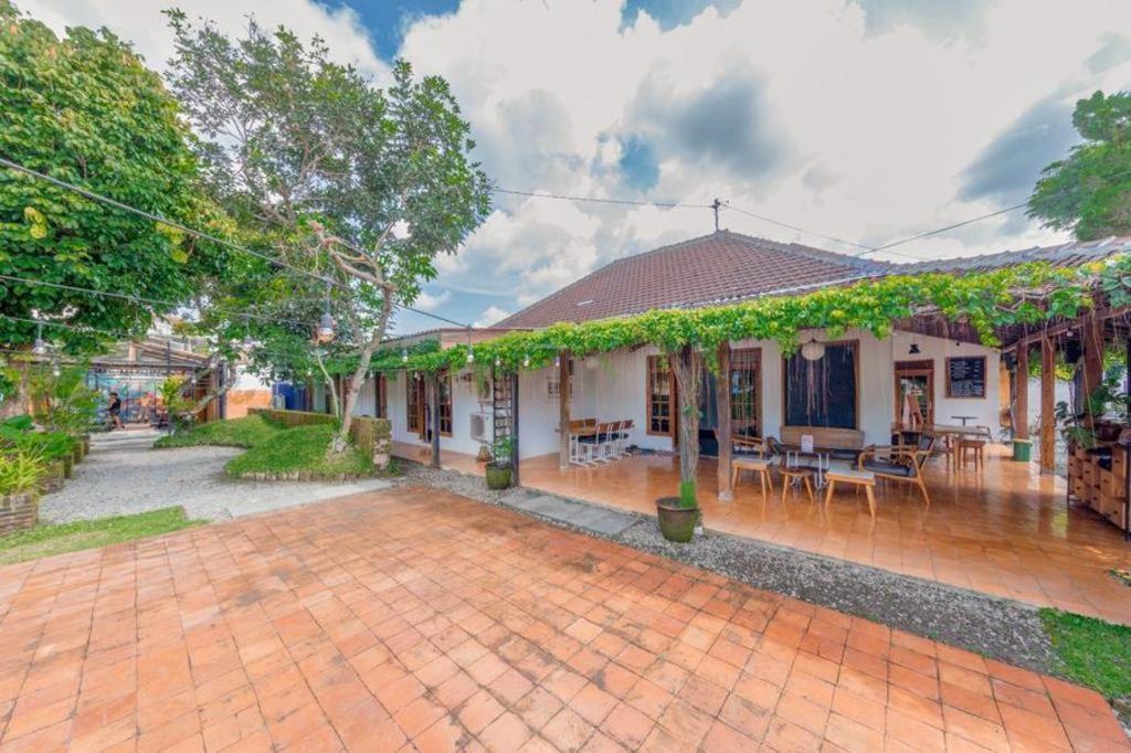Bhumi Hostel 요그야카르타 외부 사진